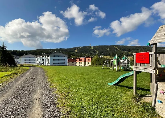 Utulny Jednopokojovy V Alpskem Stylu Na Klinovci